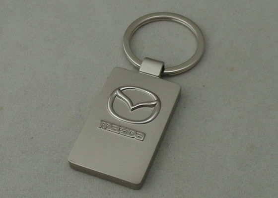 placcatura d'argento nebbiosa in lega di zinco di 3D Keychain per le catene chiave dell'automobile